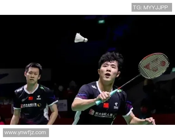 南京羽毛球队在全国锦标赛中以74分稳居积分榜首位展现强劲实力